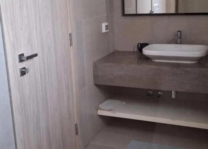 Apartment El Gouna, Modern 1br Fanadir Marina Terrace, Wifi, Parking Walk To Restaurants *