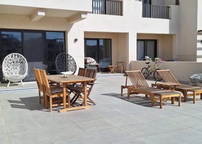 El Gouna, Modern 1br Fanadir Marina Terrace, Wifi, Parking Walk To Restaurants *