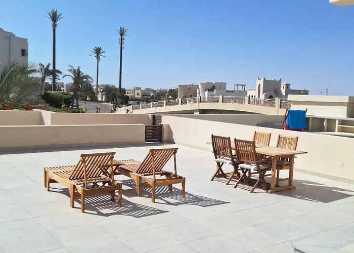 El Gouna, Modern 1br Fanadir Marina Terrace, Wifi, Parking Walk To Restaurants * el-Guna